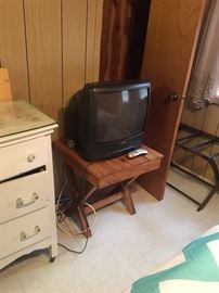 TELEVISION, WOOD STAND