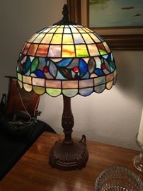 Stained glass style lamp