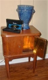 VINTAGE SMOKE STAND/HUMIDOR 