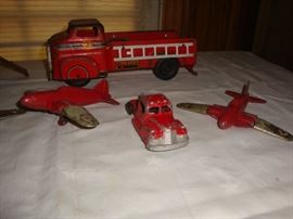 VINTAGE HUBLEY COLLECTIBLES