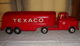 VINTAGE TEXACO TRUCK - "SWEET"