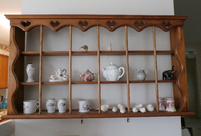 DISPLAY SHELF WITH SMALL COLLECTIBLES