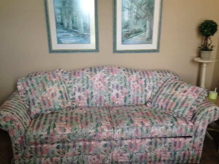 Comfortable floral couch 