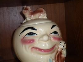 Roseville Cookie Jar "The Cow Jumped Over The Moon" No. 317