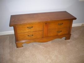 Virginia Maid Lane Cedar Chest