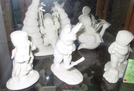 ONE SHELF SNOW BABIES