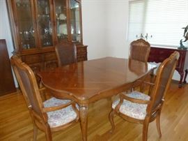 Thomasville Dining room Furniture