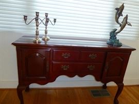Sideboard / Buffet