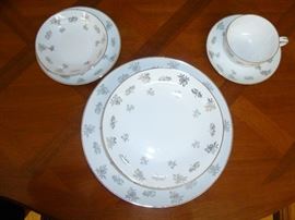 Fukagawa China service for 20! Plus lots of serving pieces