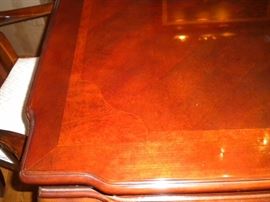 Dining room table and six chairs includes to captian chairs excellent condition and beautiful!