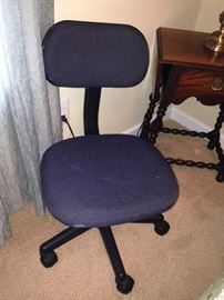 Upholstered Height Adjustable Rolling Swivel Secretary's Chair