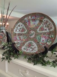 Large Famille Rose platter