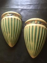 Roseville wall pockets - Corinthian pattern