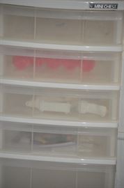 PLASTIC STORAGE TUBS