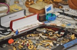 LADIES (AND SOME MENS) COSTUME JEWELRY.  SOME MONET, SOME BRIGHTON PIECES
