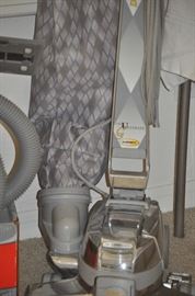 KIRBY VACUUM WITH ATTACHMENTS