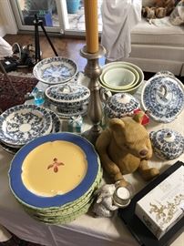 Disney wood figure of Winnie the Pooh