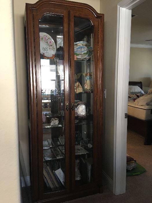 BEAUTIFUL TWO DOOR CHINA CABINET WITH LIGHT