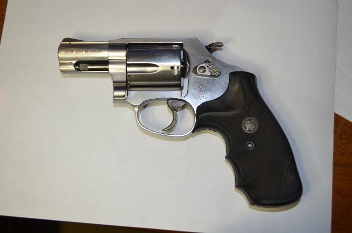 Smith & Wesson Model 60 Revolver 357 Cal. 5 Round Cylinder Rifling Char: 5 RH Serial # DAF8194 2006