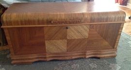 Lane cedar chest