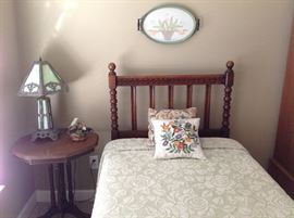 Beautiful carved twin bed, has headboard and footboard, heavy stained glass lamp