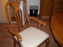 America China cabinet/buffet & matching dining room table with 3 leaves & 6 chairs with pads