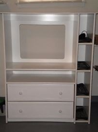 White entertainment stand with pull outs for cd/dvds/vhs and more