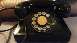 Antique Telephone, really cool