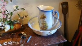 Pitcher and Basin, old, MINT Condition