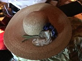 Vintage ladies summer hat!