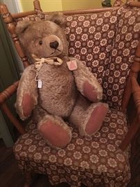 Vintage Steiff bear with tag and button