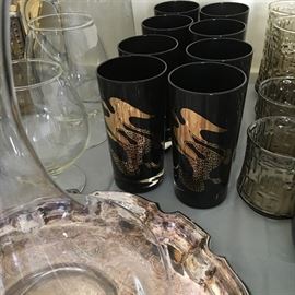 Set of 8 Georges Briard glasses.