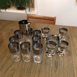 Dorothy Thorpe silver fade glassware.