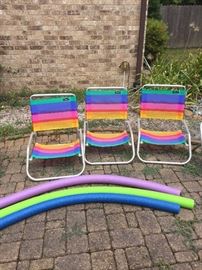 beach chairs & noodles
