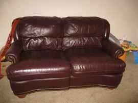 Leather loveseat - recliner