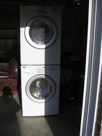 Amana - extremely nice - almost new washer/dryer combo.  Very clean 