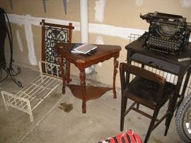 Underwood typewriter, tables