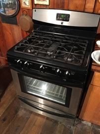 Almost new five burner gas stove