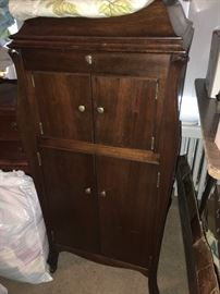 Antique victrola from Evanston Il