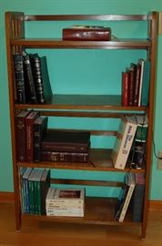 Book Shelf Short
