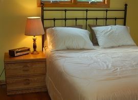 Queen Bed Matress Set