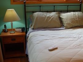 Queen Select Comfort Matress Set