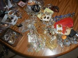 Lots of jewelry