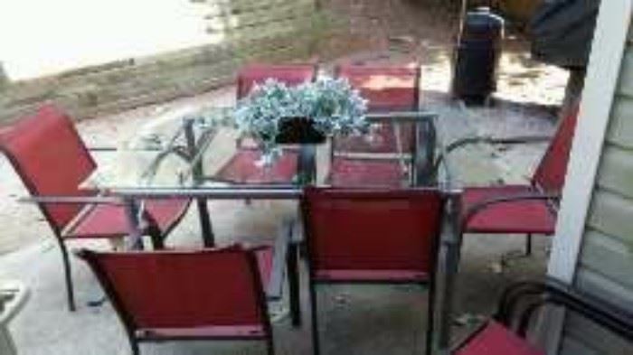 Patio set with 10 chairs