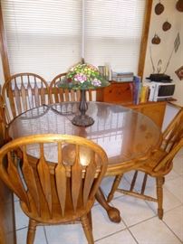 SOLID OAK KITCHEN TABLE, 4 CHAIRS AND CUSTOM GLASS TOP
