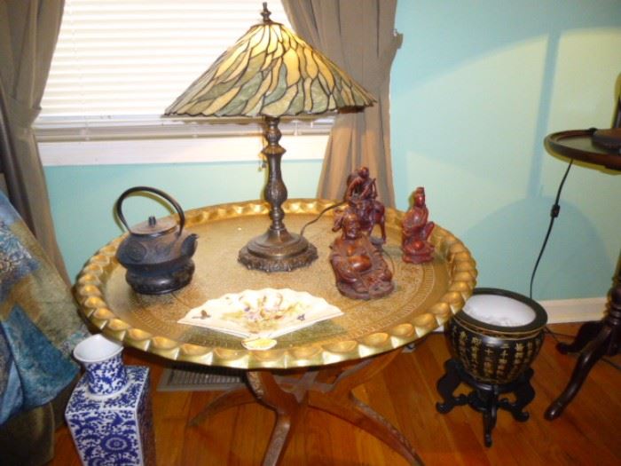 MEYDA TIFFANY TABLE LAMP