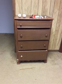 Great project... chest of drawers ... needs TLC but they don't make them like this anymore