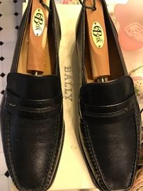 Mens' size 11D Bally loafers 