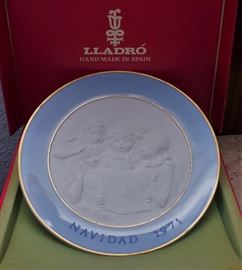 Lladro Christmas plate from 1971