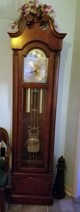 Howard Miller Serial 322900 Model 610-232  150h Westminster Chime Grandfather Clock (Works Great and Sounds Great)